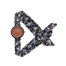 Load image into Gallery viewer, New Style Canvas Strap Wood Watch