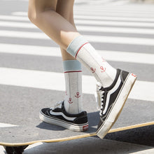 Load image into Gallery viewer, Japanese retro college wind color skateboarding personality stockings Korean version piled socks