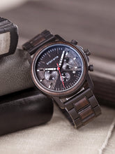 Load image into Gallery viewer, Watch of wrist of wood