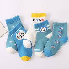 Load image into Gallery viewer, Medium sized children's socks