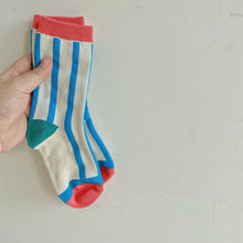 Load image into Gallery viewer, South Korea To Net Red BO Autumn And Winter Children's Socks