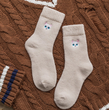 Load image into Gallery viewer, Ms. cat embroidery in stockings thickening terry socks in Japanese warm wool socks