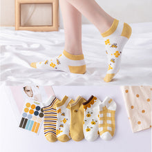 Load image into Gallery viewer, Cartoon Little Bee Boat Socks Pure Female Embroidery Combed Cotton Socks