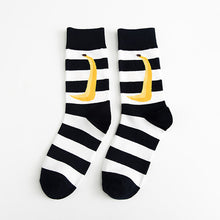 Load image into Gallery viewer, Japanese retro college wind color skateboarding personality stockings Korean version piled socks