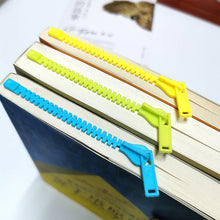 Load image into Gallery viewer, Cartoon Chinese Antique Small Gift Book Holder
