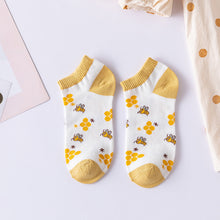 Load image into Gallery viewer, Cartoon Little Bee Boat Socks Pure Female Embroidery Combed Cotton Socks
