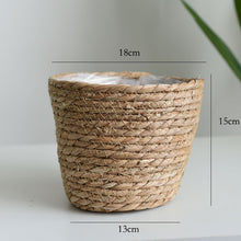 Load image into Gallery viewer, Straw flower basket
