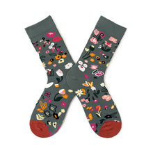 Load image into Gallery viewer, French Illustration Design Abstract Oil Painting Cotton Socks
