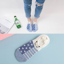 Load image into Gallery viewer, Cartoon cute cotton female socks
