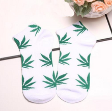 Load image into Gallery viewer, Weed Socks
