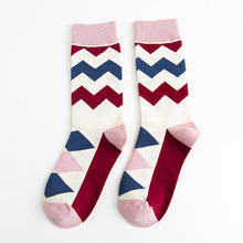 Load image into Gallery viewer, Japanese retro college wind color skateboarding personality stockings Korean version piled socks
