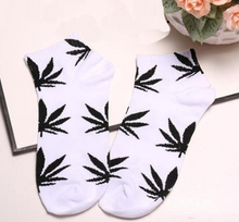 Load image into Gallery viewer, Weed Socks
