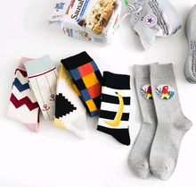 Load image into Gallery viewer, British wind socks personality couple socks men and women cotton stockings
