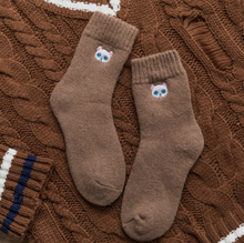 Load image into Gallery viewer, Ms. cat embroidery in stockings thickening terry socks in Japanese warm wool socks
