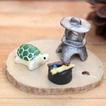 Load image into Gallery viewer, Micro Landscape Decoration Set Eco Bottle Accessories Succulent Decoration Mini Cute Animal Three-Piece Jewelry Decoration
