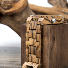 Load image into Gallery viewer, Wooden Watch
