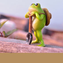 Load image into Gallery viewer, Creative Cute Frog Decoration Micro-landscape Flower Pot Resin Animal Succulent Pot Decoration Crafts Office Furnishings
