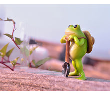 Load image into Gallery viewer, Creative Cute Frog Decoration Micro-landscape Flower Pot Resin Animal Succulent Pot Decoration Crafts Office Furnishings
