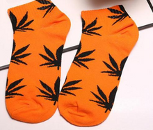 Load image into Gallery viewer, Weed Socks
