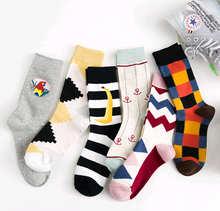 Load image into Gallery viewer, British wind socks personality couple socks men and women cotton stockings
