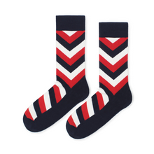 Load image into Gallery viewer, New classic striped socks men's street socks personality skateboard cotton socks

