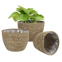 Load image into Gallery viewer, Straw flower basket
