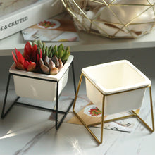 Load image into Gallery viewer, Ceramic flower pot
