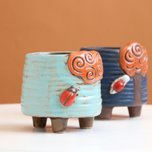 Load image into Gallery viewer, Personality Small Ceramic Stoneware Relief Hand-painted Succulent Flower Pot
