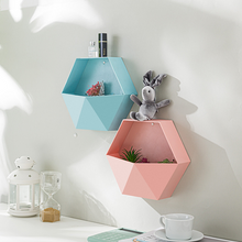 Load image into Gallery viewer, Creative Retro Wall Hanging Flower Stand
