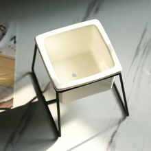 Load image into Gallery viewer, Ceramic flower pot
