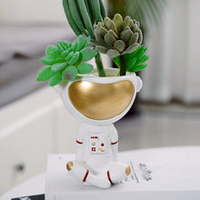 Load image into Gallery viewer, Astronaut Succulent Flower Pot Plant Flower Pot Set Combination Decoration Resin Crafts
