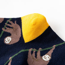 Load image into Gallery viewer, Geometric stockings, contrast color men's cotton socks

