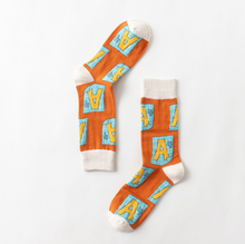 Load image into Gallery viewer, British wind men's and women's cotton socks

