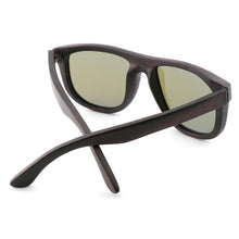 Load image into Gallery viewer, Sunglasses with wooden frames
