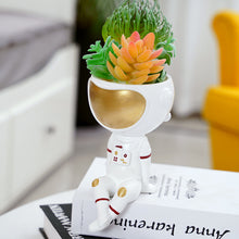 Load image into Gallery viewer, Astronaut Succulent Flower Pot Plant Flower Pot Set Combination Decoration Resin Crafts
