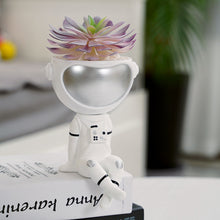 Load image into Gallery viewer, Astronaut Succulent Flower Pot Plant Flower Pot Set Combination Decoration Resin Crafts
