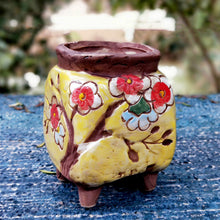 Load image into Gallery viewer, Succulent Flower Pot Hand-painted Stoneware Retro Creative Breathable
