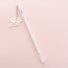 Load image into Gallery viewer, Paper crane rabbit pendant gel pen
