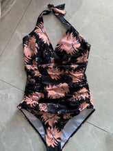 Load image into Gallery viewer, Conservative Cover Belly V-neck Strap Solid Color One-piece Swimsuit

