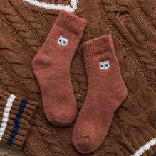 Load image into Gallery viewer, Ms. cat embroidery in stockings thickening terry socks in Japanese warm wool socks
