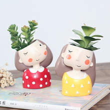 Load image into Gallery viewer, Cartoon Wreath Girl Resin Succulent Flower Pot Desktop Decoration Potted Plant
