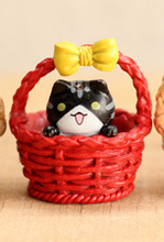 Load image into Gallery viewer, Moss micro landscape jewelry flat bamboo basket kitten ornaments DIY assembly
