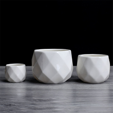 Load image into Gallery viewer, Desktop ceramic flowerpot
