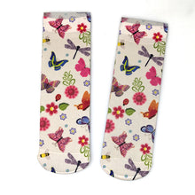 Load image into Gallery viewer, Autumn And Winter Medium Tube Stockings Elastic Retro Print Calf Socks Big Flower Pattern
