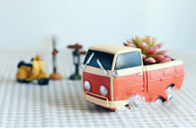 Load image into Gallery viewer, Retro Simulation Truck Resin Fleshy Flower Pot
