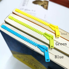 Load image into Gallery viewer, Cartoon Chinese Antique Small Gift Book Holder
